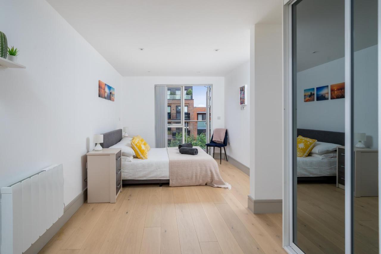 Modern London City Apartment - Victoria Line Exterior photo