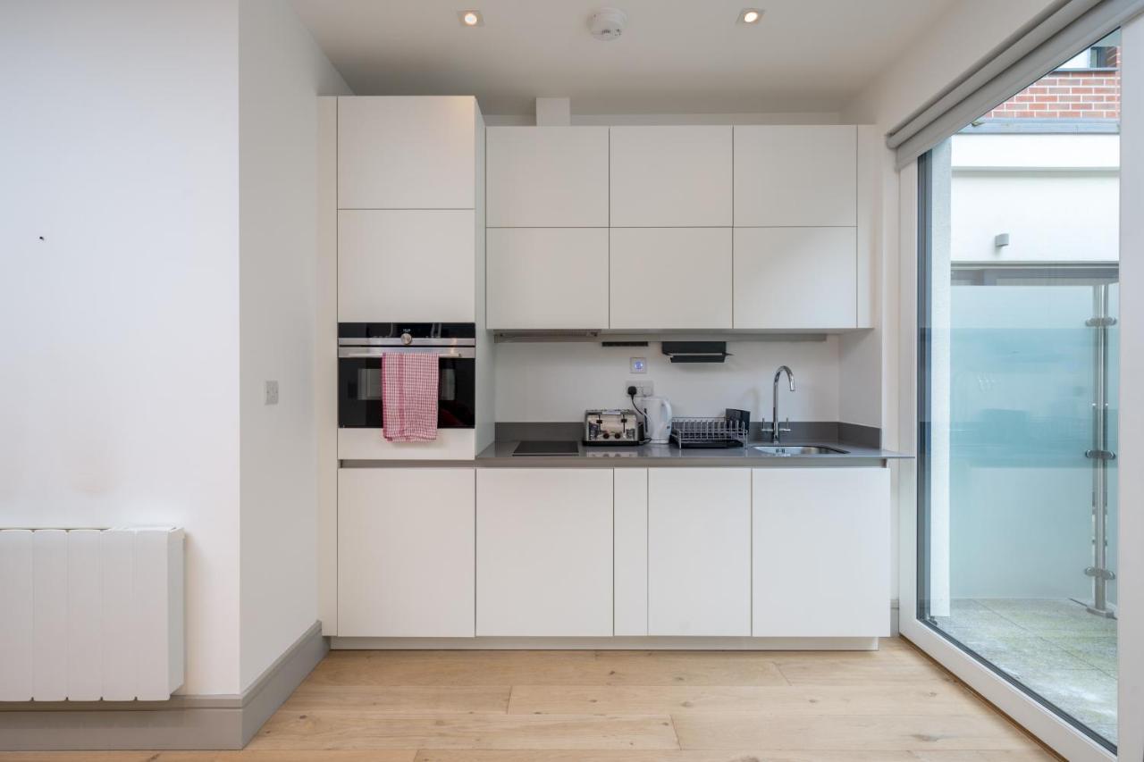 Modern London City Apartment - Victoria Line Exterior photo
