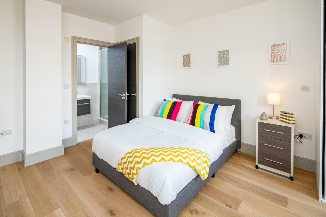 Modern London City Apartment - Victoria Line Exterior photo