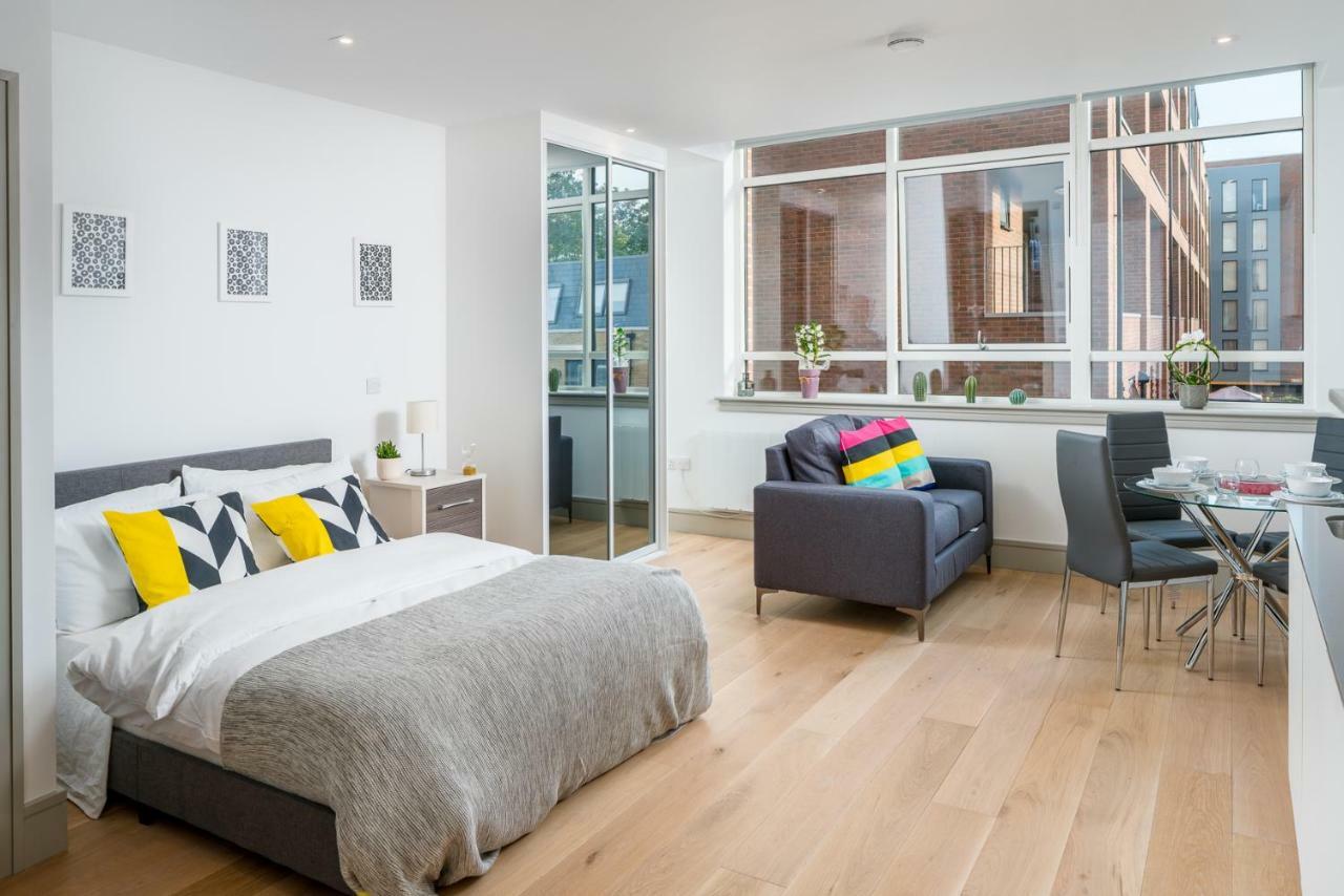 Modern London City Apartment - Victoria Line Exterior photo