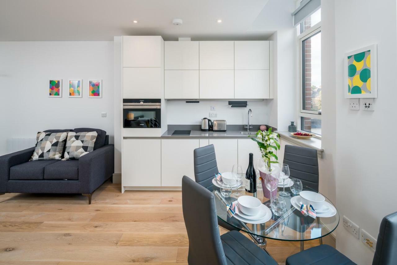 Modern London City Apartment - Victoria Line Exterior photo